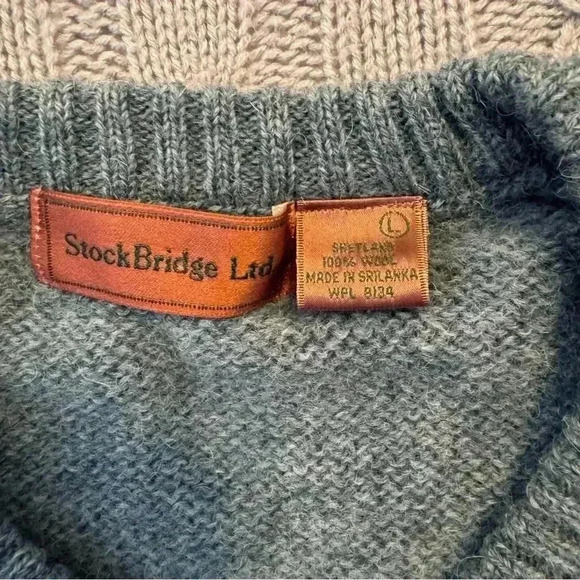 Stockbridge Sweater Mens Large Gray Wool Pullover V Neck - Picture 2 of 8